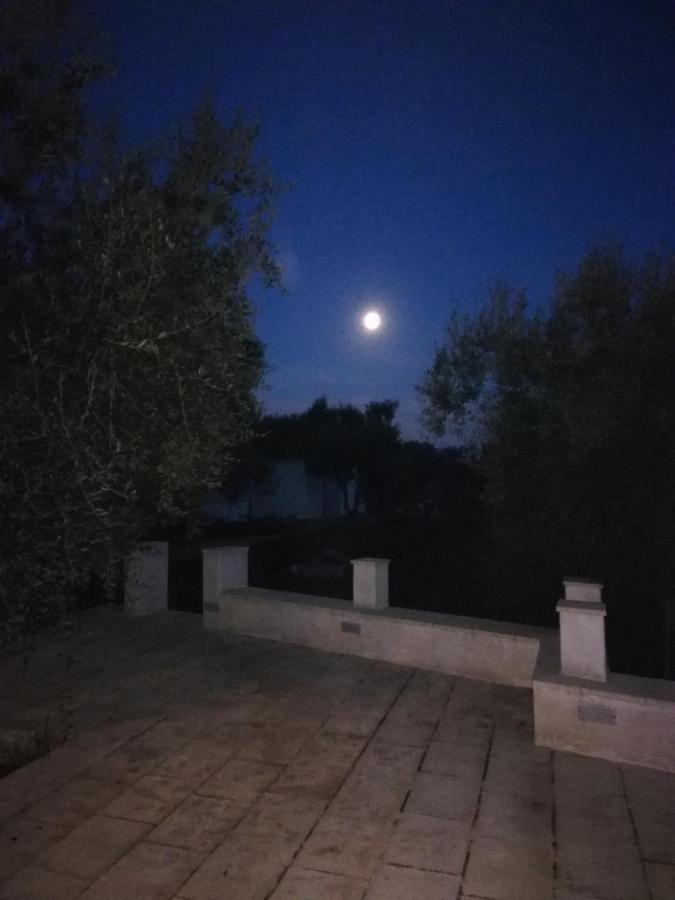 Casa Eduardo Bed & Breakfast Ostuni Bagian luar foto